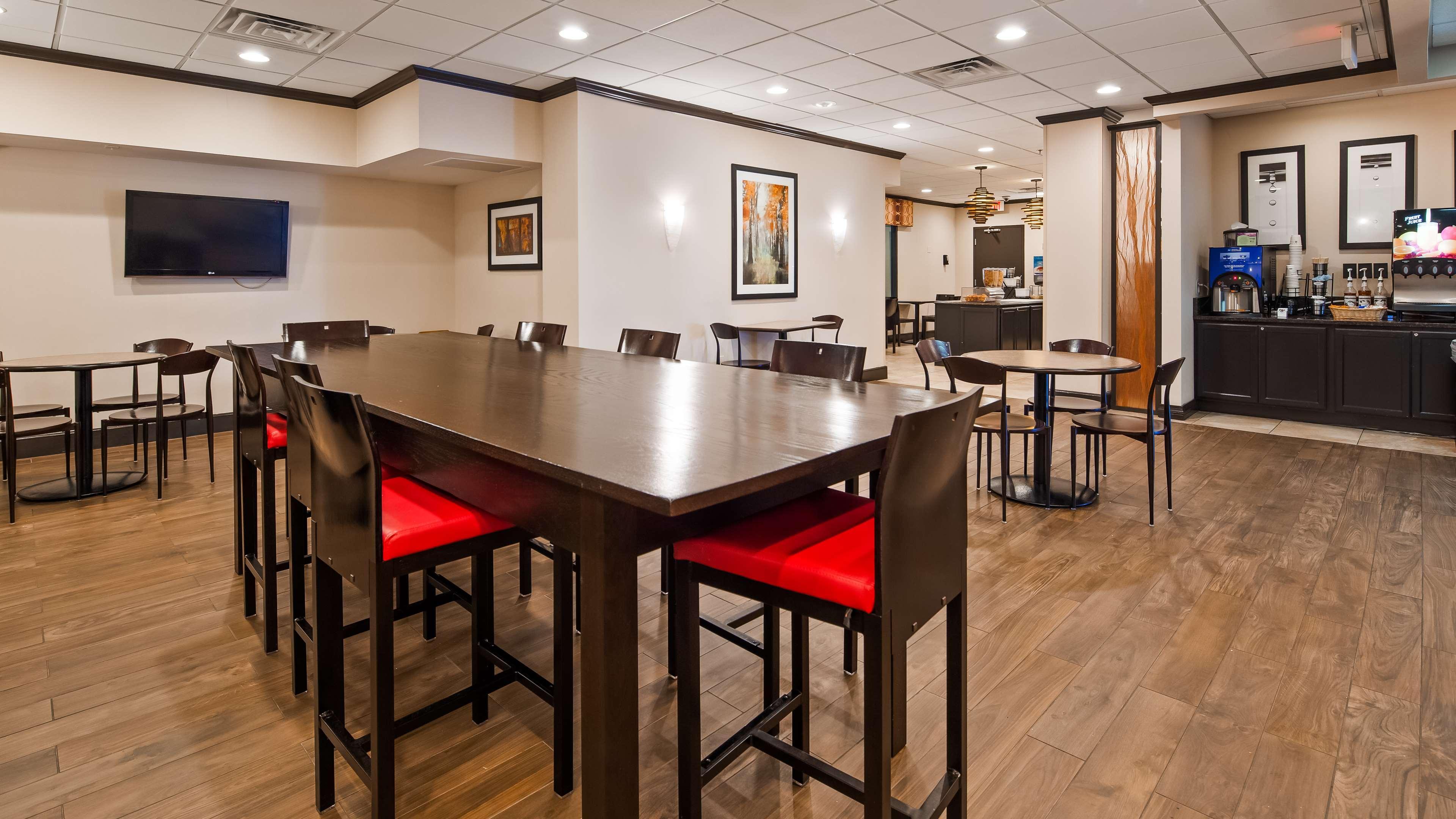 Best Western Executive Hotel New Haven-West Haven Exterior photo