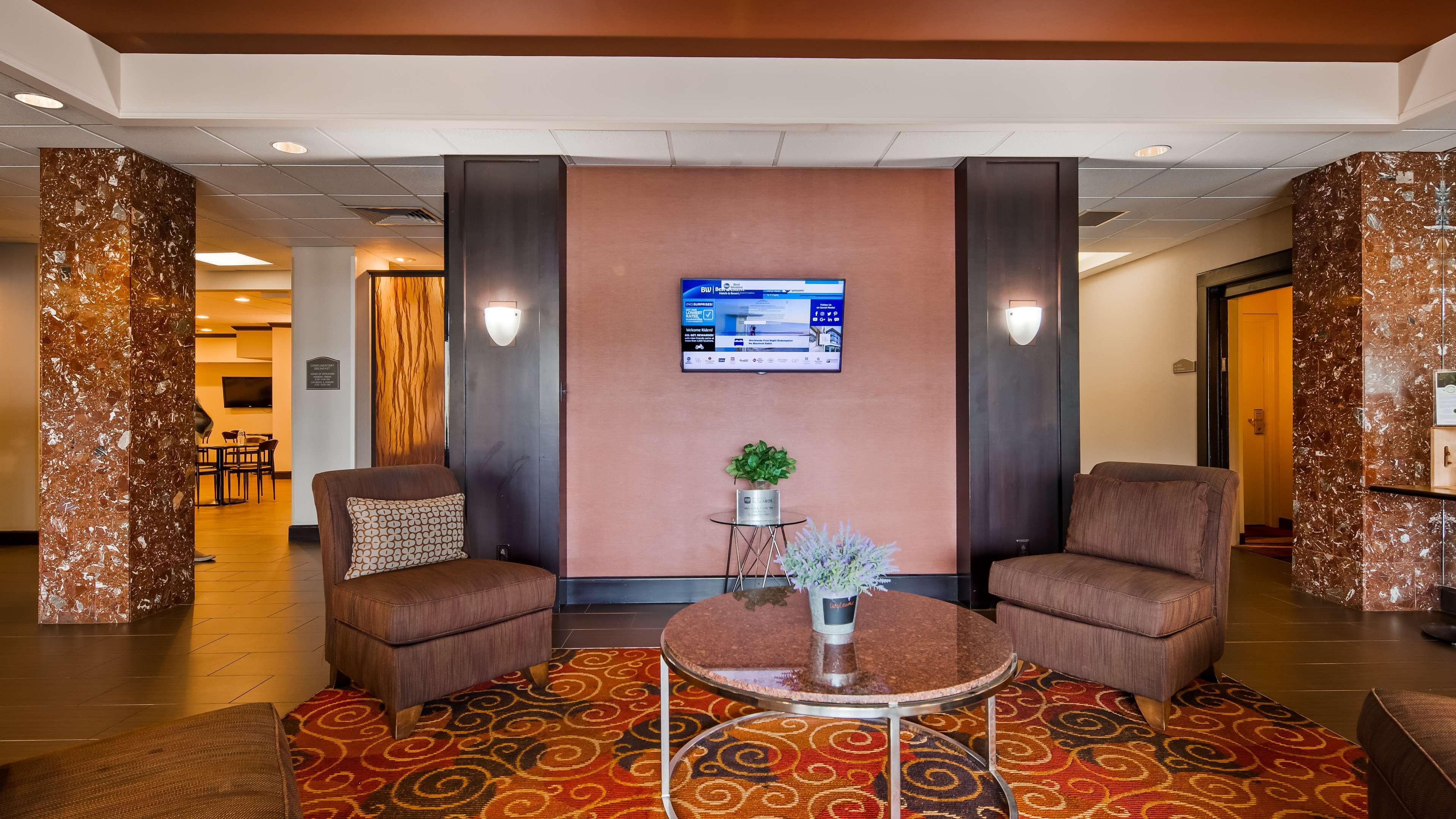 Best Western Executive Hotel New Haven-West Haven Exterior photo