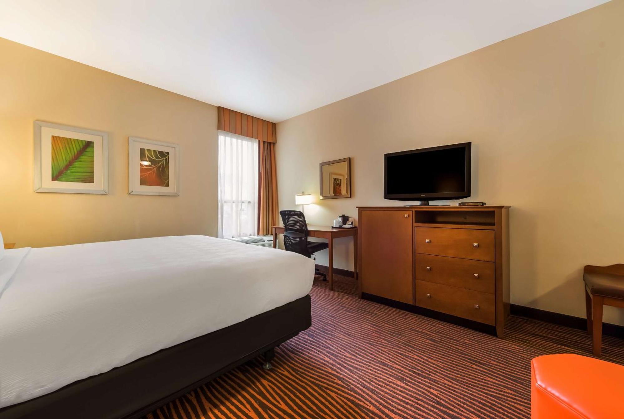 Best Western Executive Hotel New Haven-West Haven Exterior photo