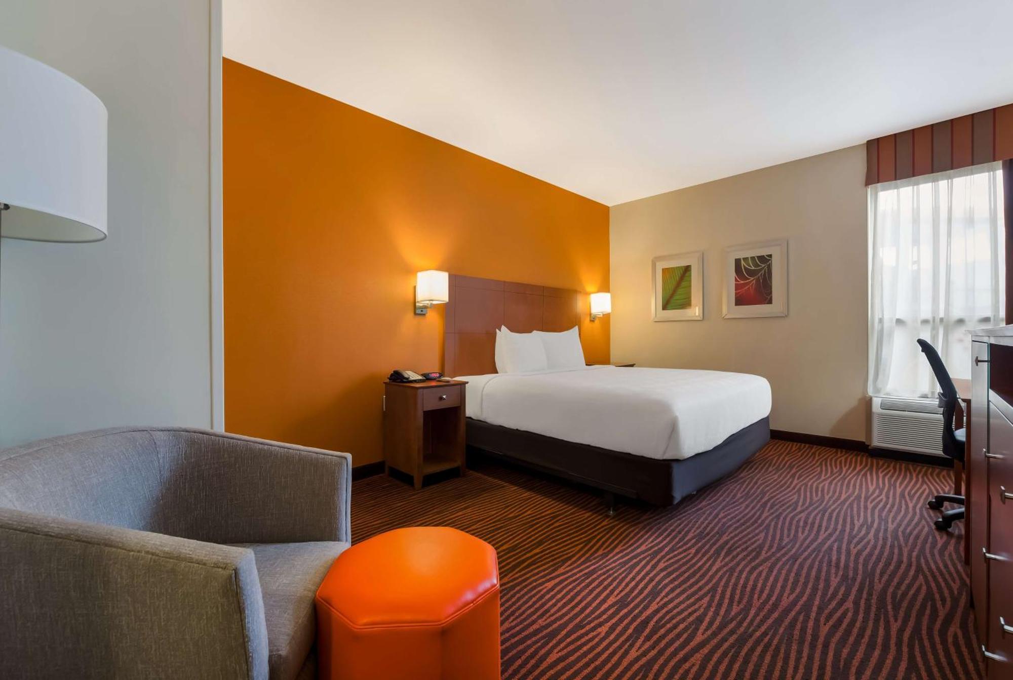 Best Western Executive Hotel New Haven-West Haven Exterior photo