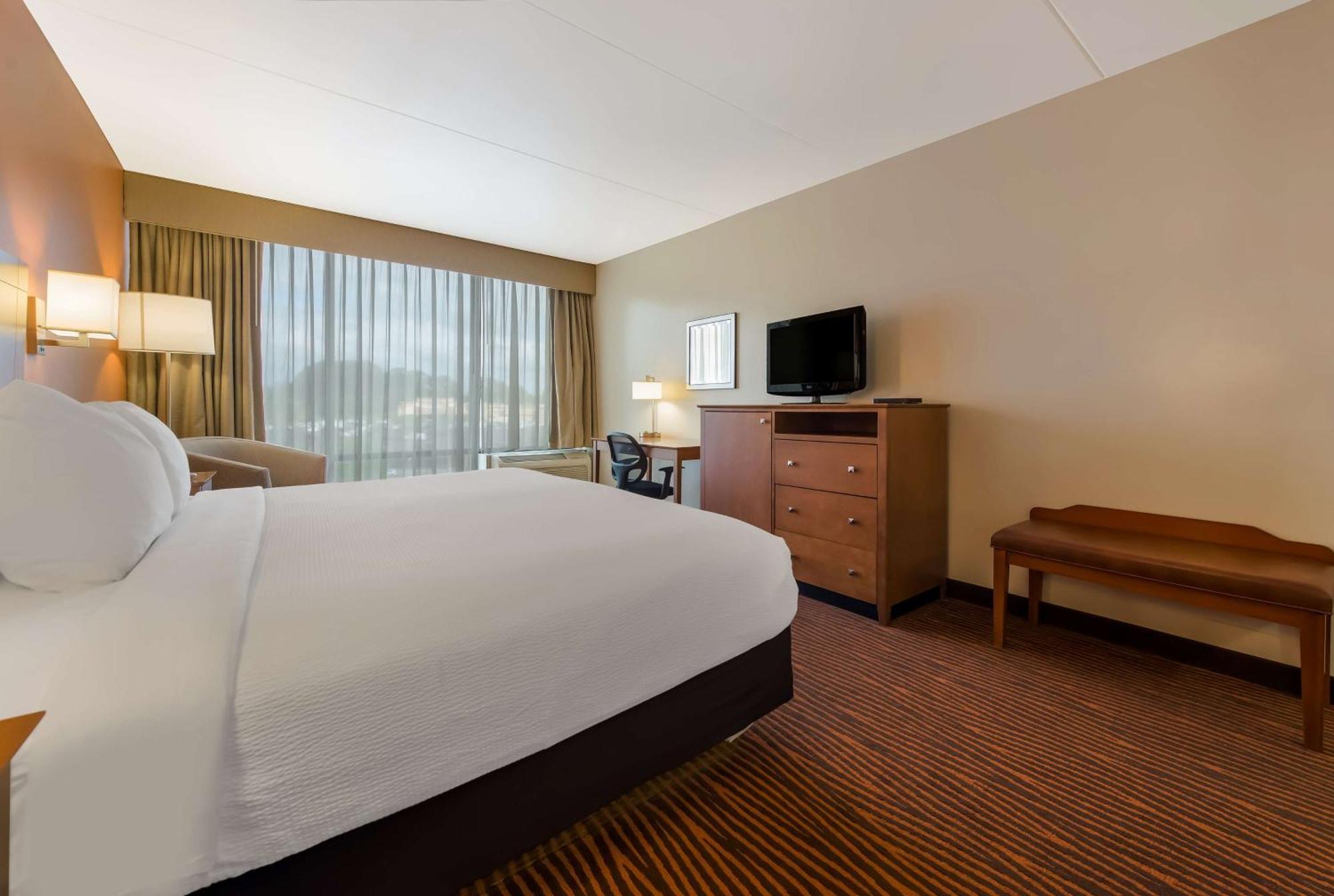 Best Western Executive Hotel New Haven-West Haven Exterior photo