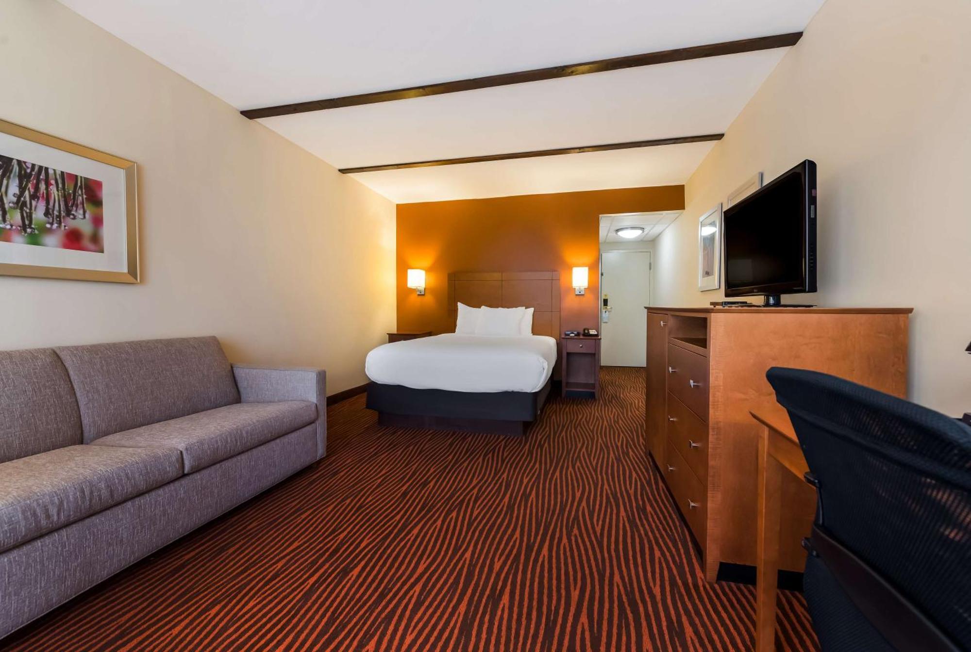Best Western Executive Hotel New Haven-West Haven Exterior photo