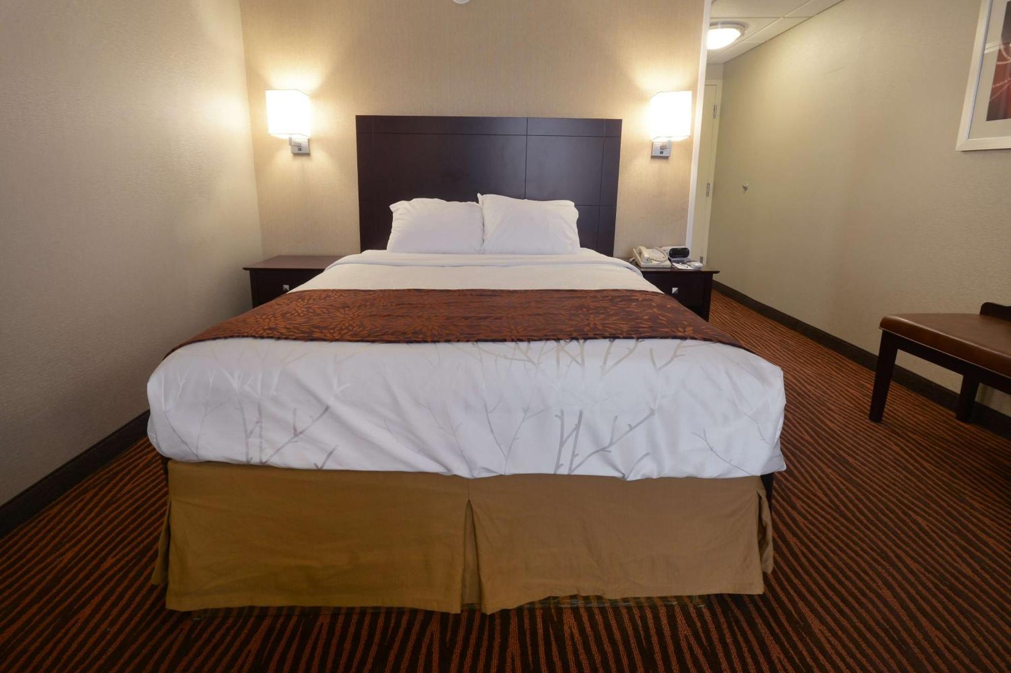 Best Western Executive Hotel New Haven-West Haven Exterior photo