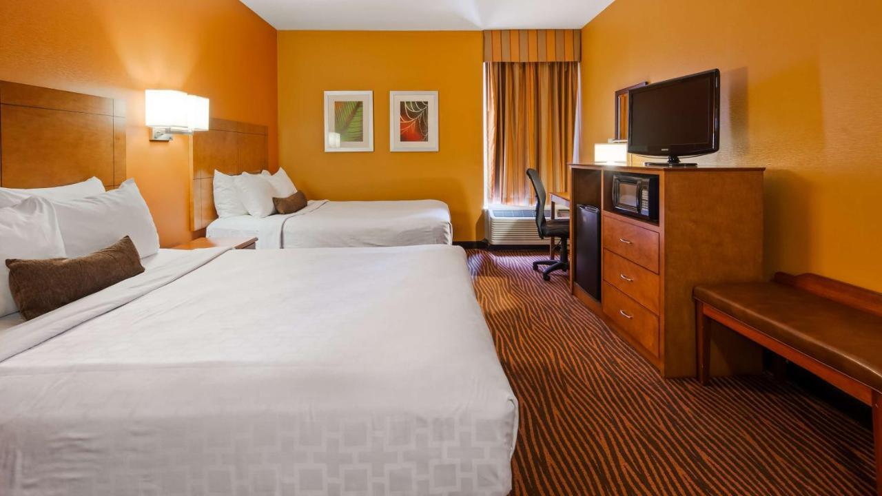 Best Western Executive Hotel New Haven-West Haven Exterior photo